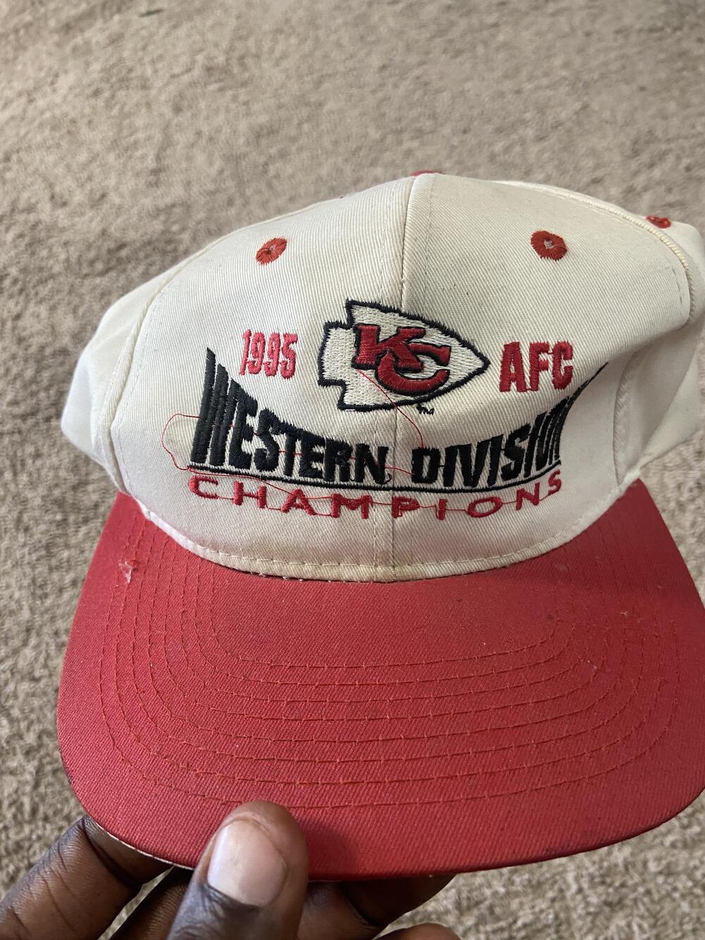 Vintage Kansas City Chiefs Hat Cap Snap Back One Size NFL Football 1995 Logo 7